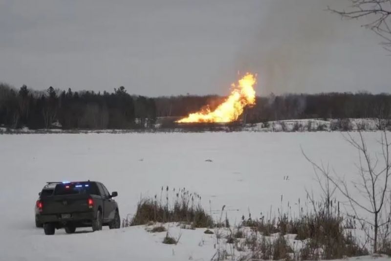 ���������մ��ݷ�����Ȼ���ܵ���ը�¹� ���������Ա��������ɢ