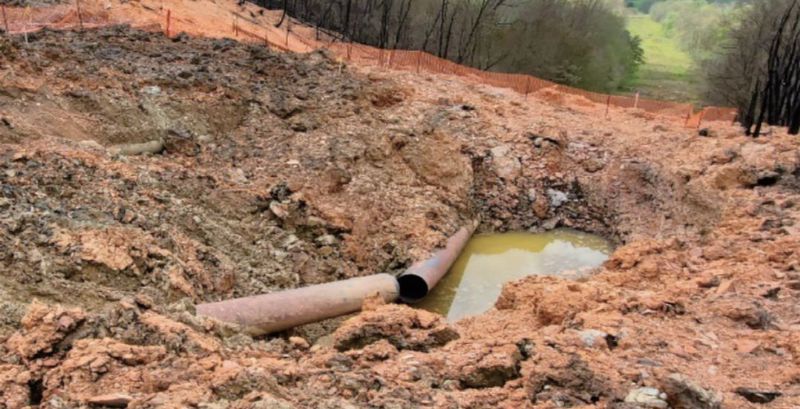 һ��ɽ�廬�µ��µ���Ȼ���ܵ�����������¹�